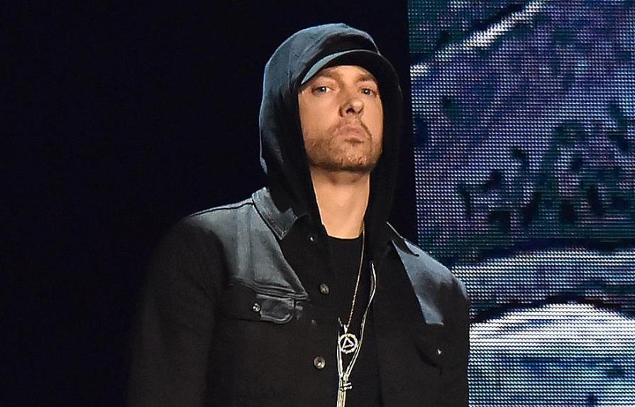 Eminem celebra 12 años libre del alcohol y las drogas 