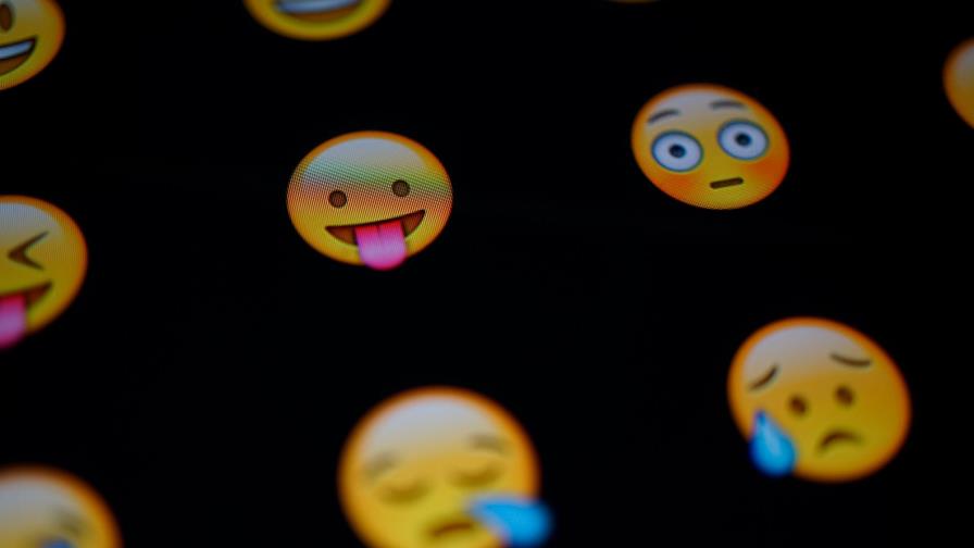 Los emojis se imponen en la palabra del año de la Fundéu BBVA