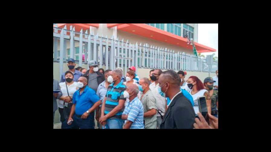 Denuncian cancelaciones en Alcaldía de Santo Domingo Este Denuncian cancelaciones en Alcaldía de Santo Domingo Este