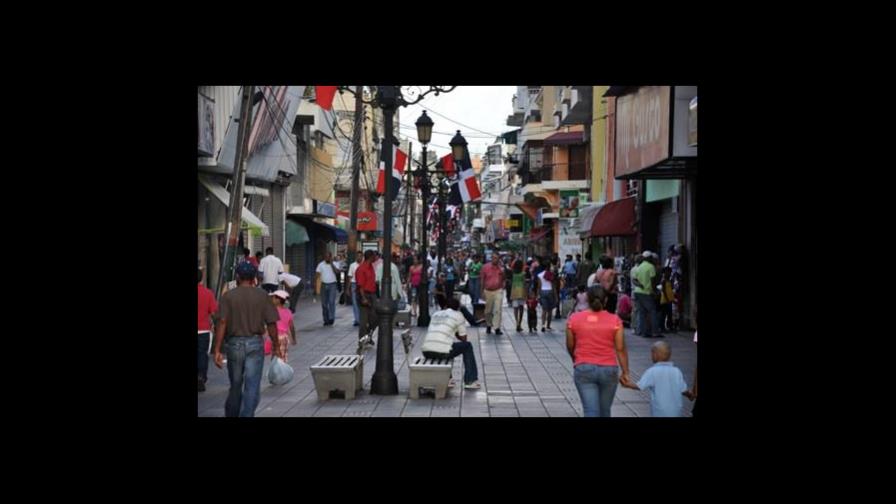 Piden al Gobierno buscar solución para que empleados reciban el doble sueldo completo