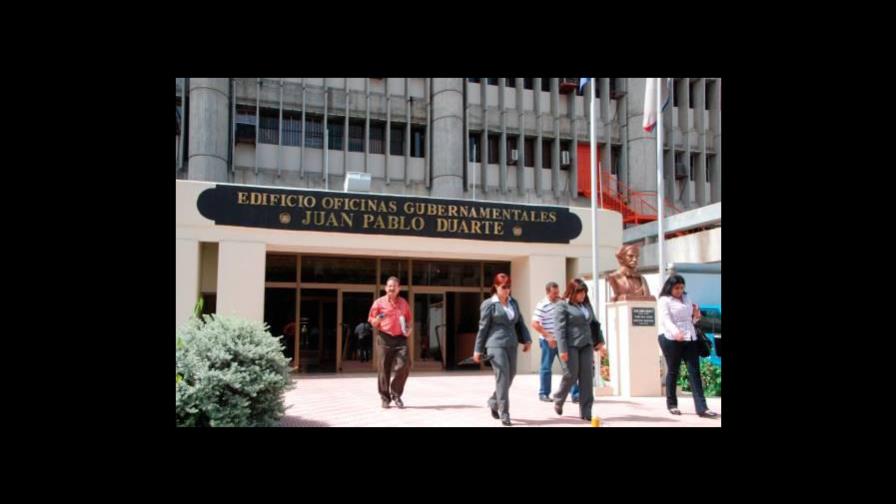 Gobierno reduce horario laboral y asistencia de empleados a instituciones