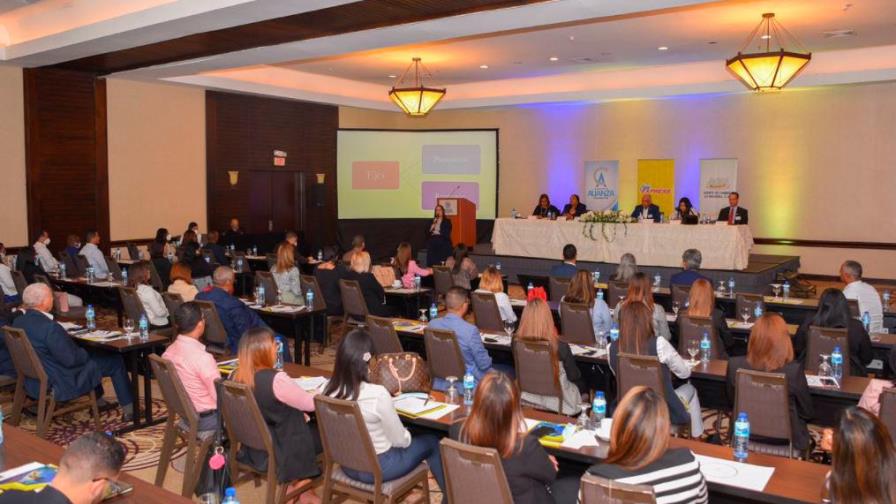 Empresas de remesas capacitan a sus funcionarios contra el lavado de activo