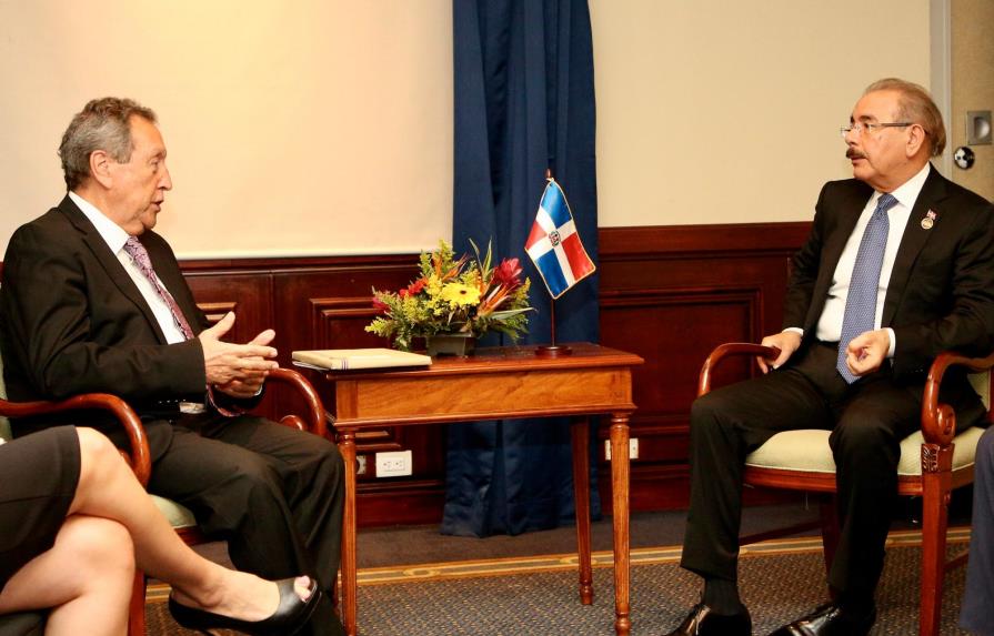 Presidente Medina se reúne con secretario general SICA