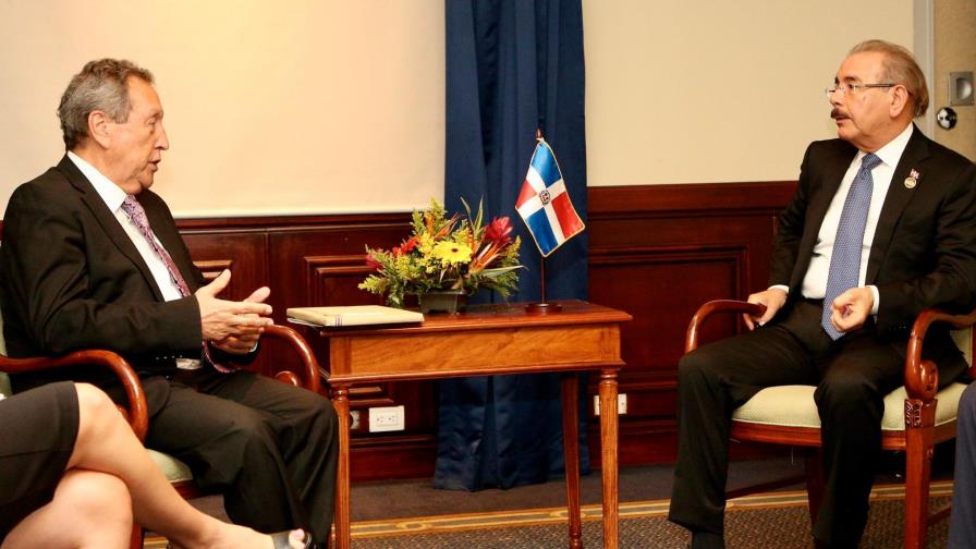 Presidente Medina se reúne con secretario general SICA