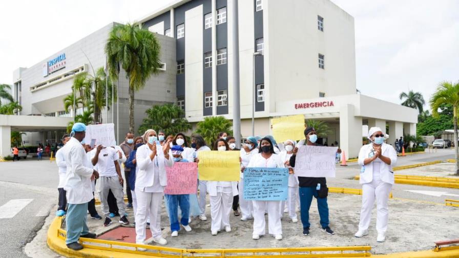 Enfermeras paralizan servicios por tres horas a nivel nacional 