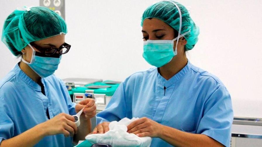 COVID-19 mató a 3.000 enfermeras y hay riesgo de éxodo masivo, advierte federación mundial