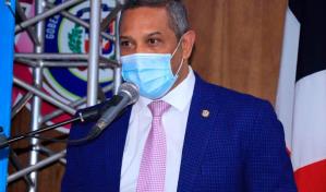 Senador de la provincia Duarte informa dio positivo al COVID-19