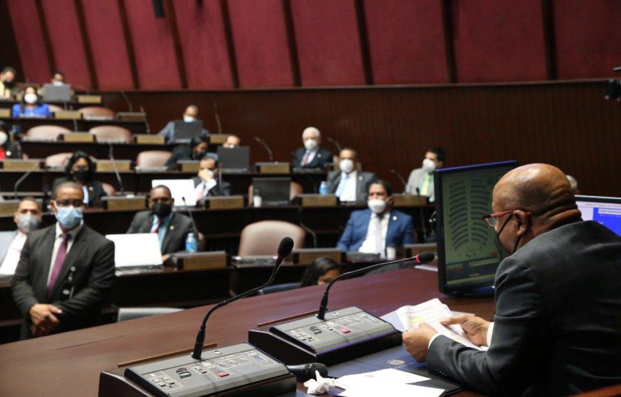 Diputados del PLD abandonan la sesión durante conocimiento del presupuesto 