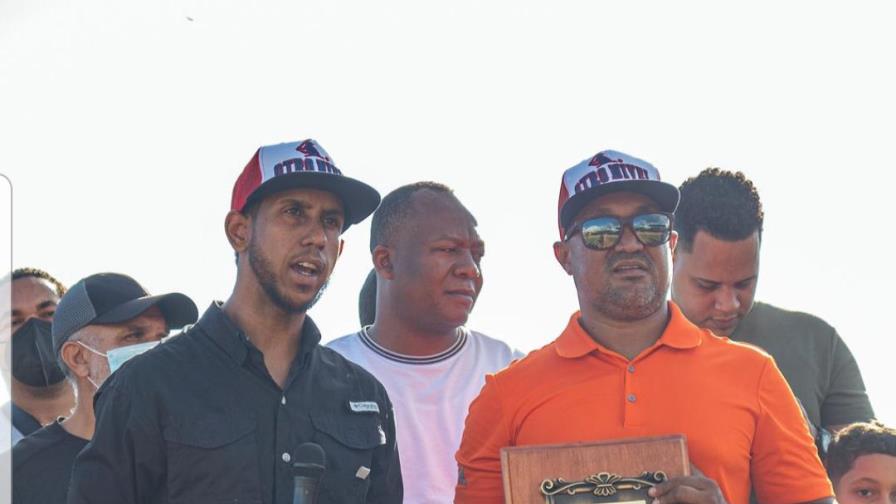 Liga Otro Nivel inaugura la Copa Navideña de Béisbol