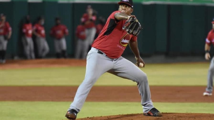 Enny Romero sube al montículo por Leones que enfrentan a los Tigres