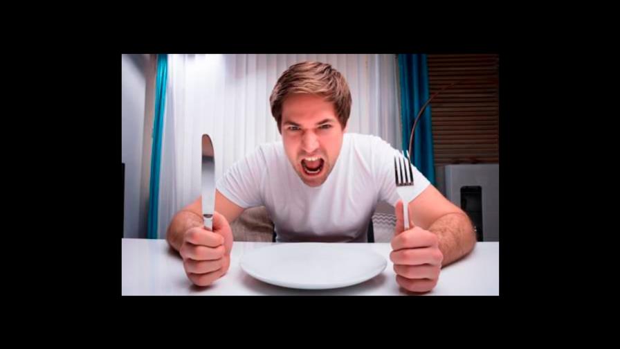 El esposo explota de ira a cada momento