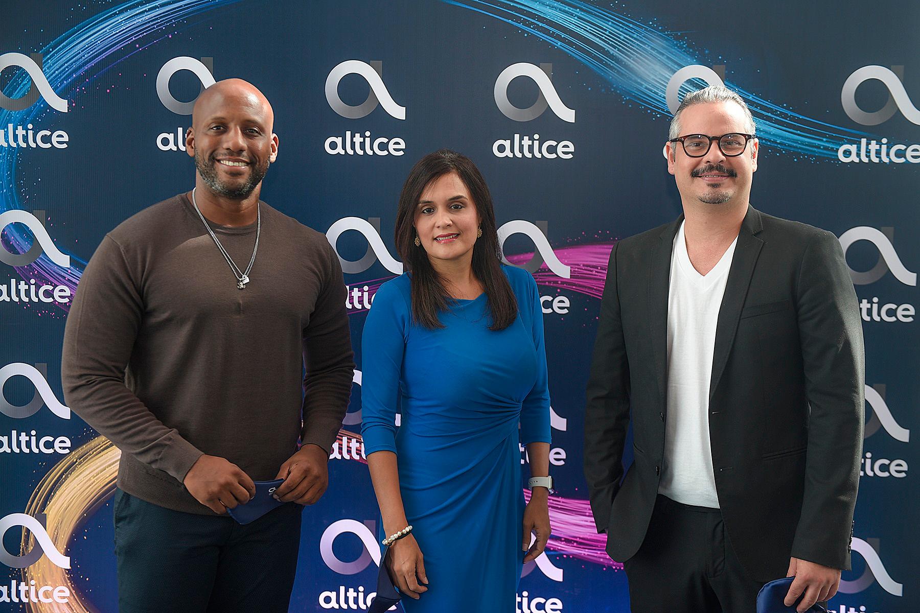 Enrique Quaily, Liza Arzeno y Frank Perozo.