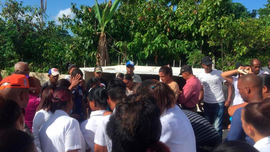 Sepultan en medio de reclamos de justicia a Juana Domínguez Sepultan en medio de reclamos de justicia a Juana Domínguez
