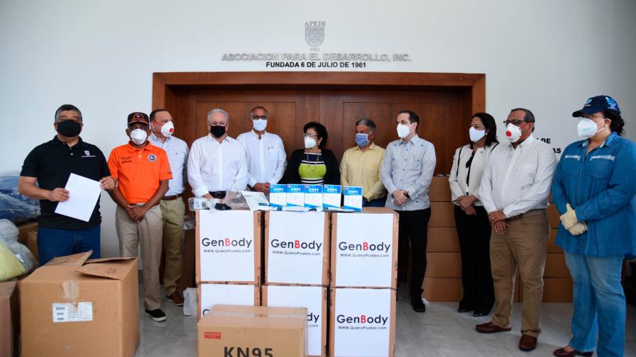Empresarios de Santiago donan equipos e insumos médicos valorados en RD$30 millones 
