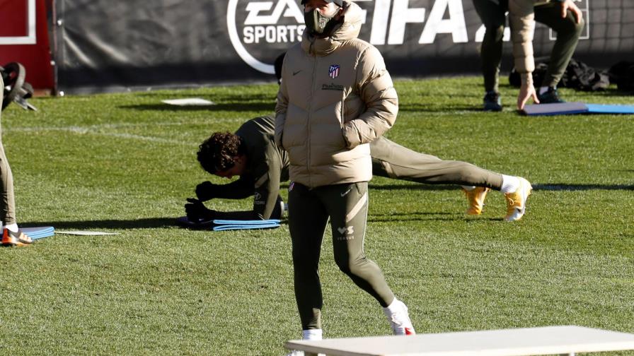 Simeone: Nos duele la sanción a Trippier, nos sentimos perjudicados Simeone: Nos duele la sanción a Trippier, nos sentimos perjudicados