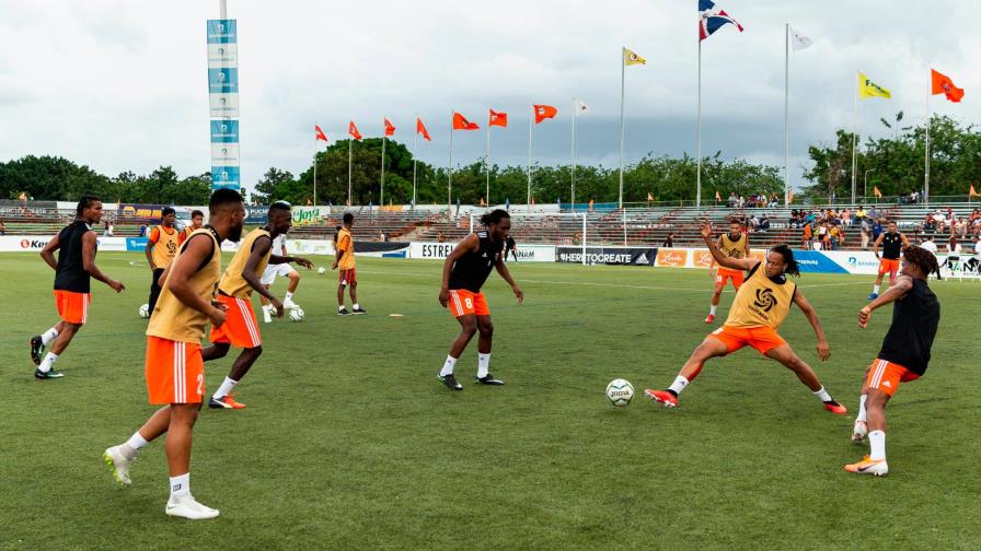 Cibao FC va por tres puntos contra Barcelona este sábado