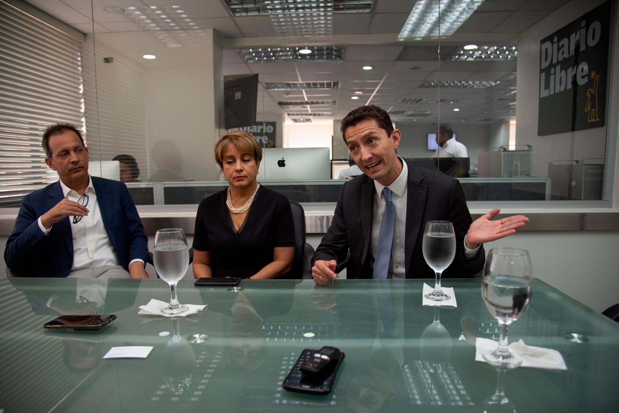 Santiago Camarena, Kirsis Jáquez y Santiago Sicard.