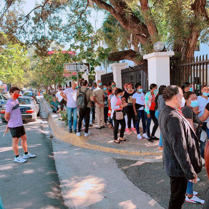 Los dirigentes gremiales amenazaron con que los empleados cancelados vuelvan al Minerd a protestar.