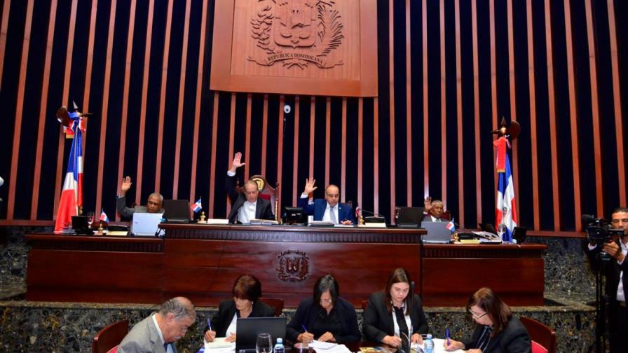 Senado aprueba proyecto de ley reduce ganancias a las AFP