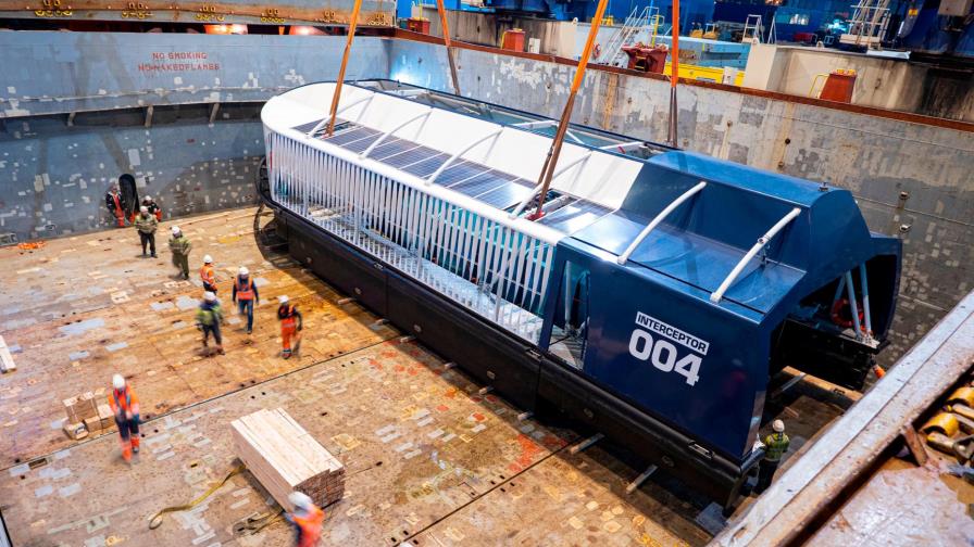 Ya está en camino a RD embarcación evitará plásticos lleguen al mar Caribe por río Ozama Ya está en camino a RD embarcación evitará plásticos lleguen al mar Caribe por río Ozama