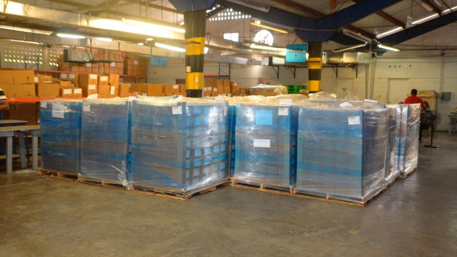 Digiworld entrega a la JCE 11 mil lectores de código de barras para el voto automatizado