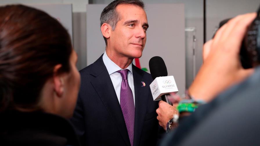 Alcalde advierte que Los Ángeles está al borde de un nuevo confinamiento