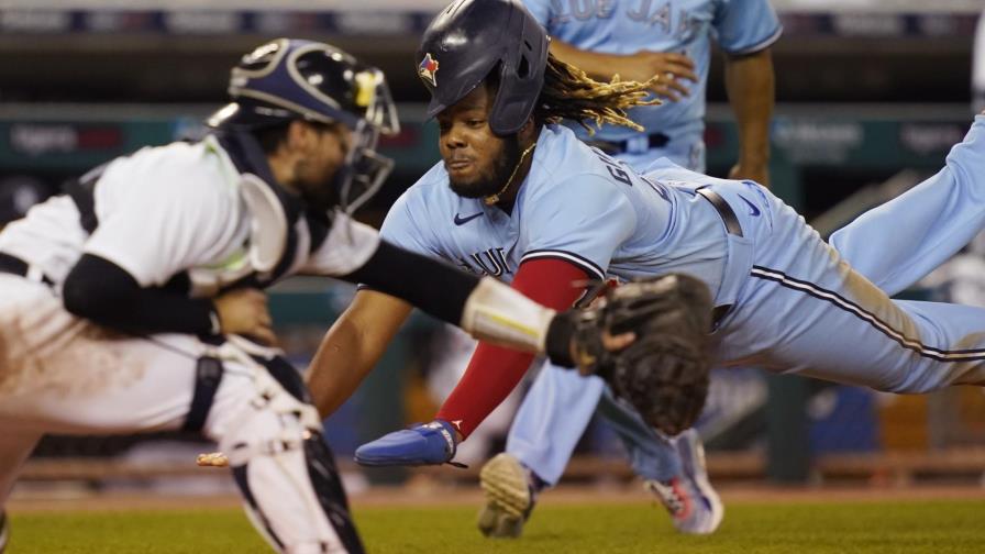 Dickerson batea tres hits; Azulejos se imponen a Tigres