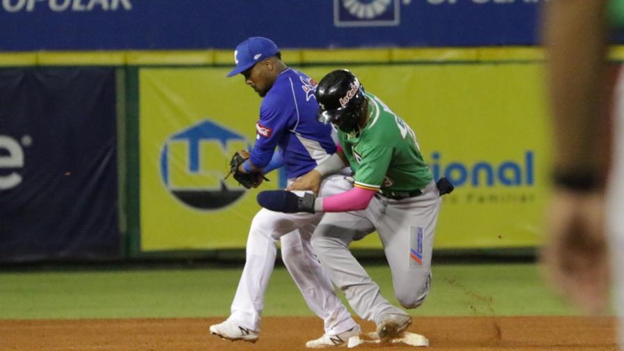 Las Estrellas retoman el ritmo al vencer al Licey; siguen en la cima junto a Leones