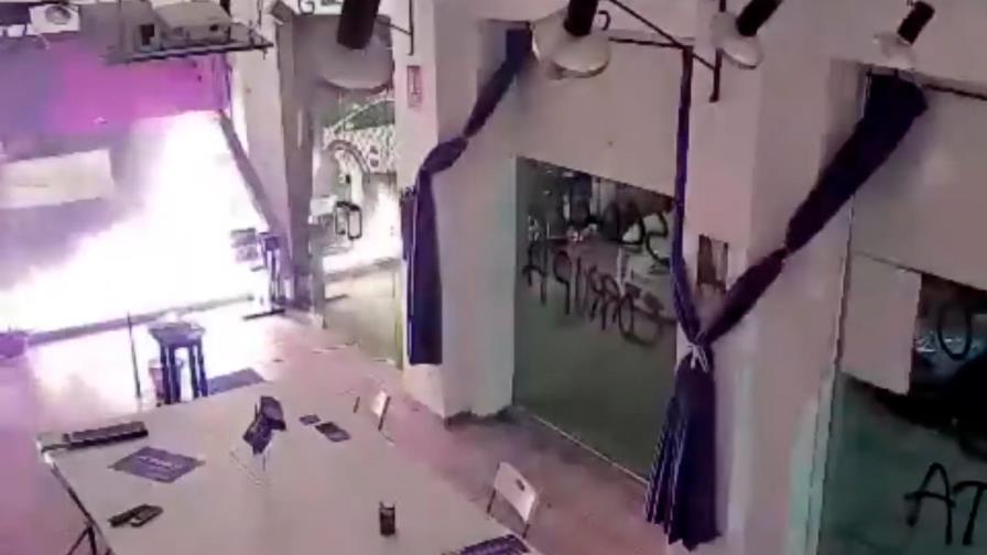 Sede de partido de izquierda que gobierna en España es atacada con explosivo