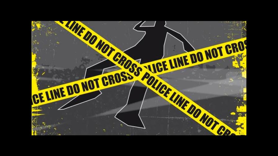 Hombre abre fuego contra migrantes en Texas cerca de México