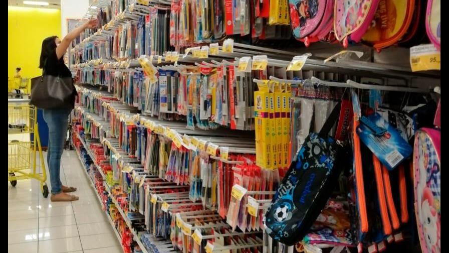 Se reactiva venta de útiles escolares y libros de texto