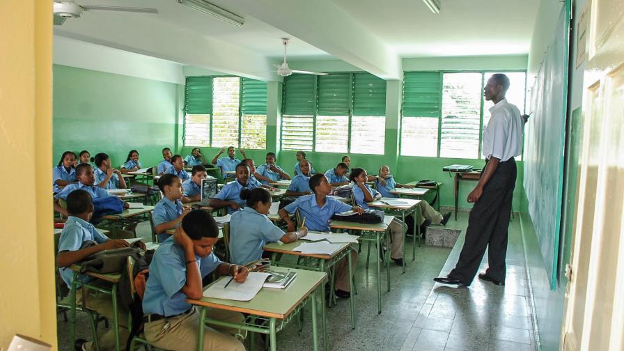 Evaluarán el desempeño docente el próximo año Evaluarán el desempeño docente el próximo año