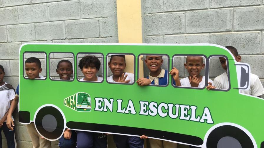 OMSA imparte charla a más 730 estudiantes sobre seguridad vial en Ciudad Juan Bosch