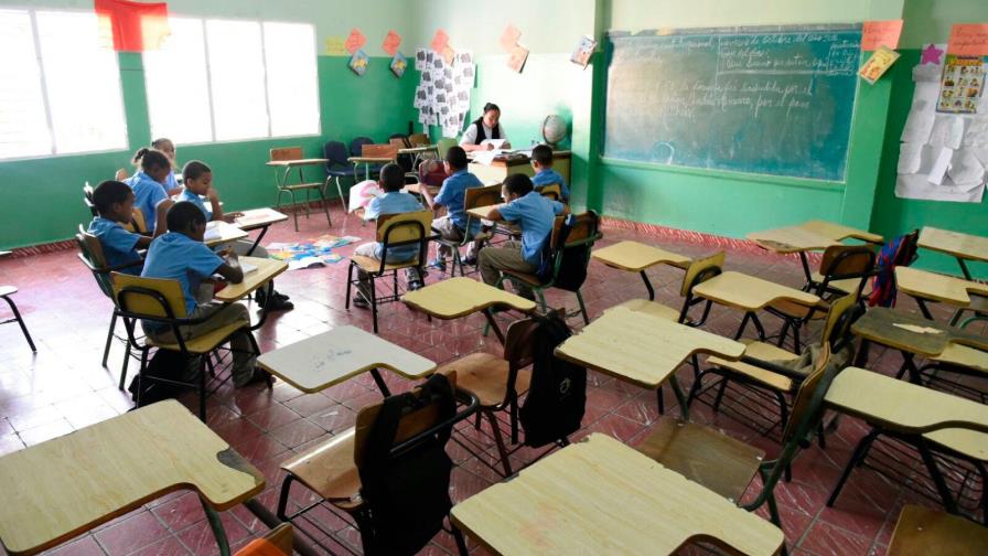 Los requisitos que deben cumplir los centros educativos para clases semipresenciales 