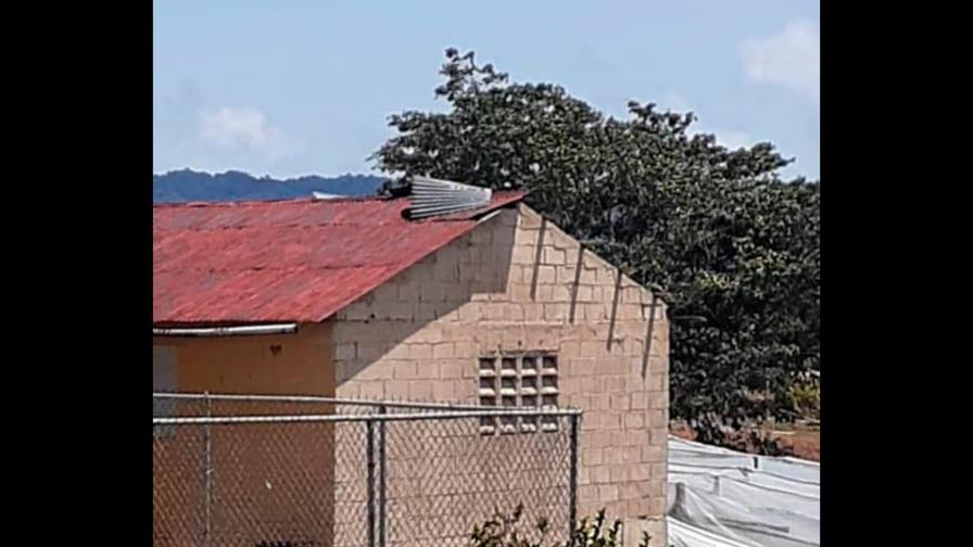 Tres centros educativos resultaron afectados por Laura en Jarabacoa y San Víctor