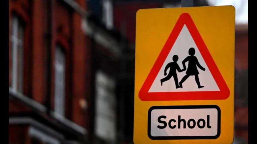 Científicos alertan de una posible “infección masiva” en colegios ingleses