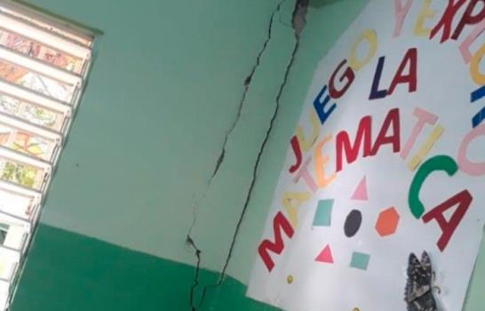 Reportan 13 escuelas agrietadas en Puerto Plata por sismo de 4.9 grados