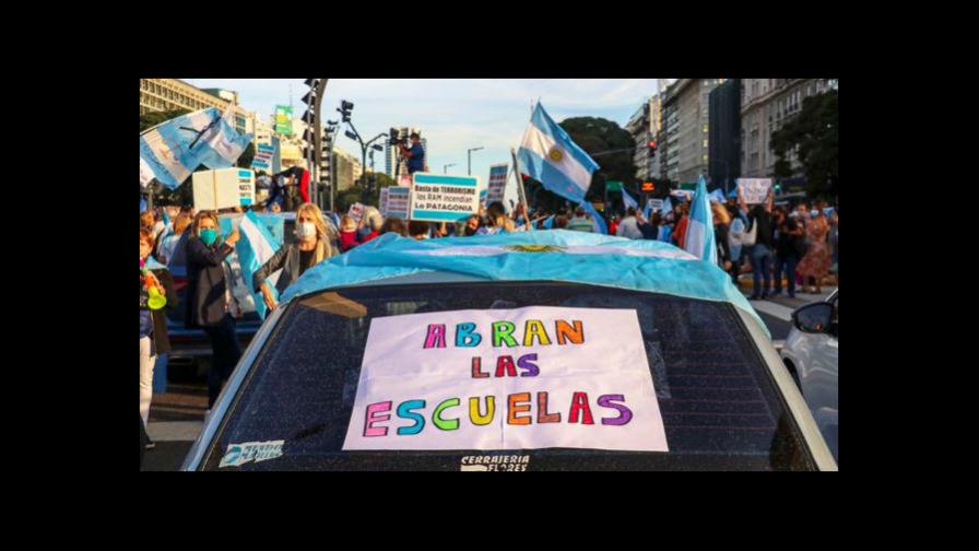 Buenos Aires mantendrá escuelas abiertas pese a fallo que ordena cerrarlas