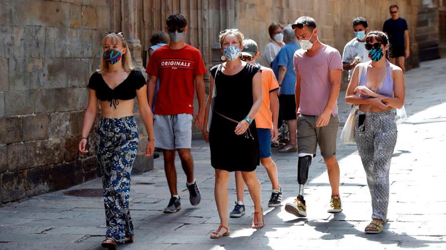 La pandemia continúa bajando en España, con una incidencia de 120 casos