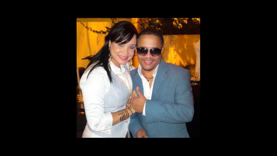 Esposa de Héctor Acosta estafada en Instagram por página de villas Esposa de Héctor Acosta estafada en Instagram por página de villas