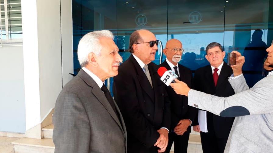 Depositan acción de inconstitucionalidad contra leyes del Presupuesto y de emisión de bonos Depositan acción de inconstitucionalidad contra leyes del Presupuesto y de emisión de bonos