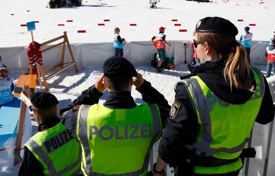 Suspenden al policía austríaco que grabó el vídeo del dopaje de Max Hauke