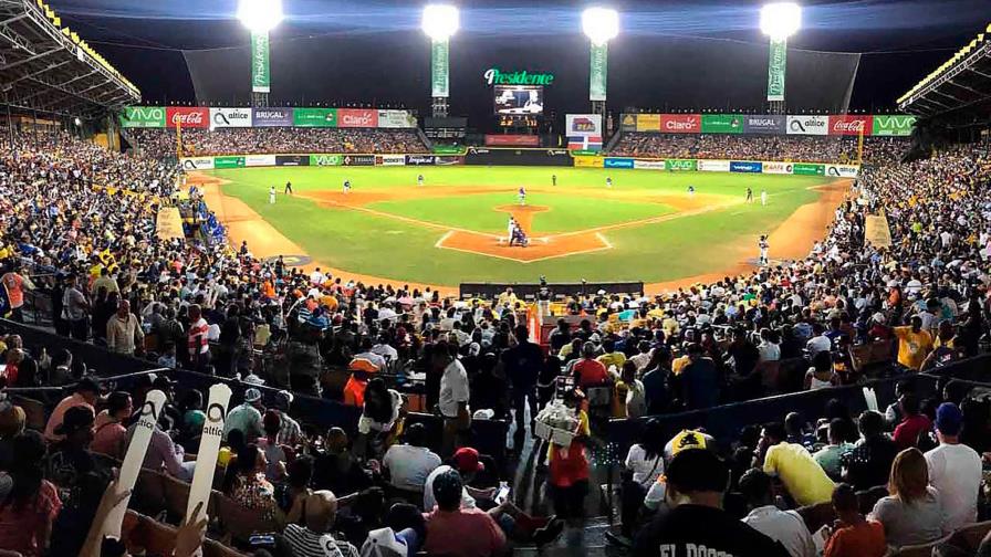Los camerinos de visitantes, el próximo campo batalla peloteros