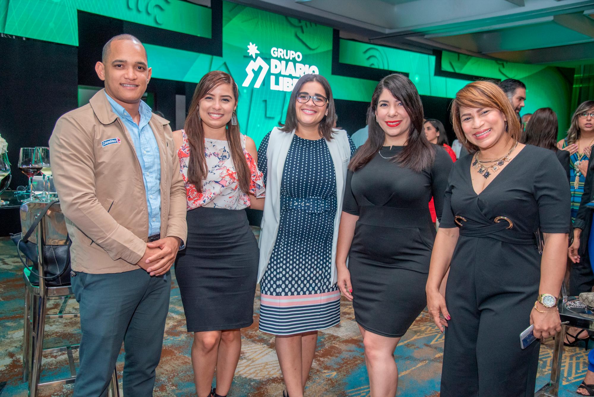  Nelson Rodríguez, Pamela Aguilera, Paola Guzmán, Leonor Tejada y Evelyn Méndez.