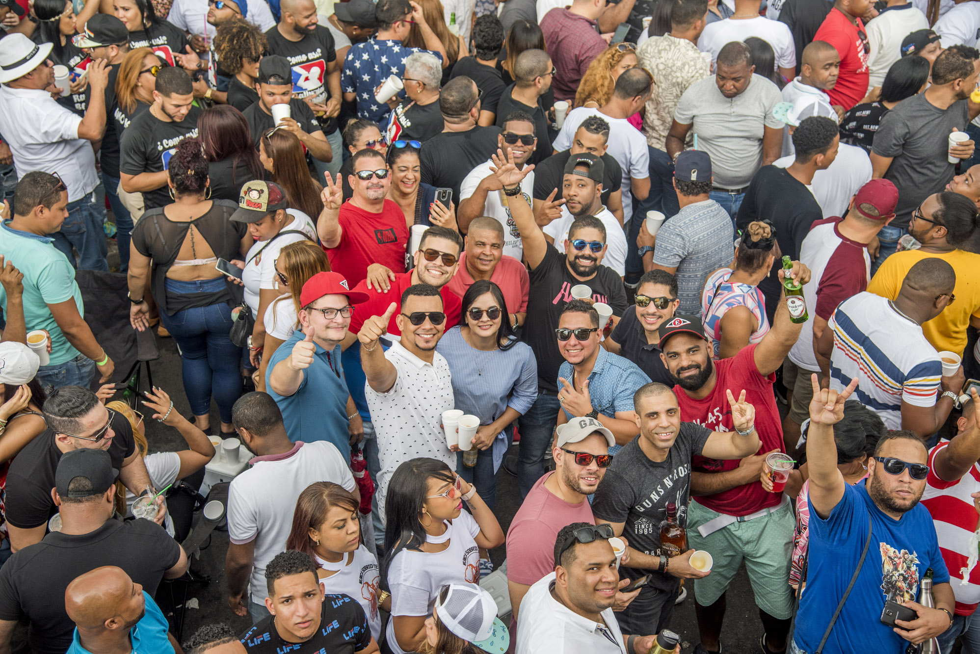 El público posa para el lente de Diario Libre.