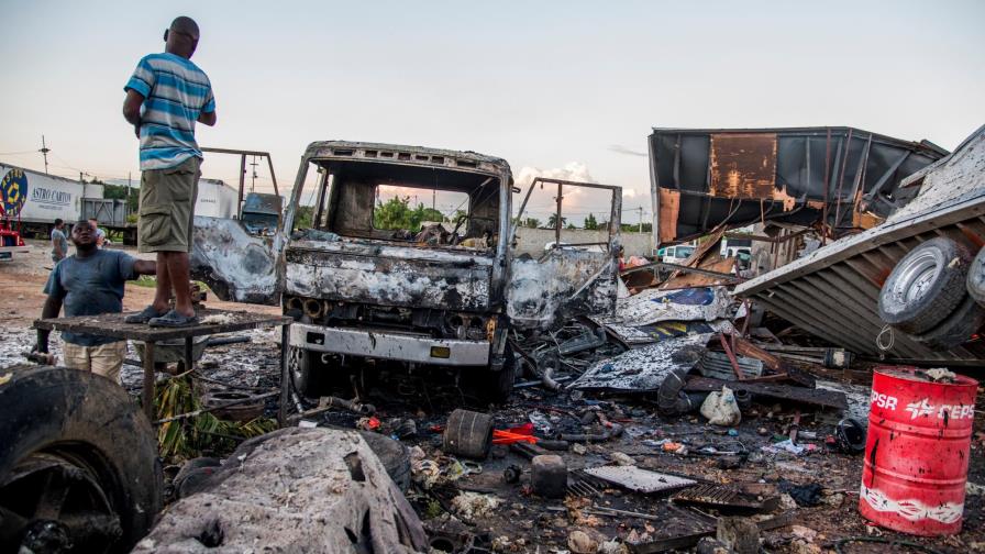 Dos muertos y cuatro heridos explosión de empresa que recicla aceites en SDO