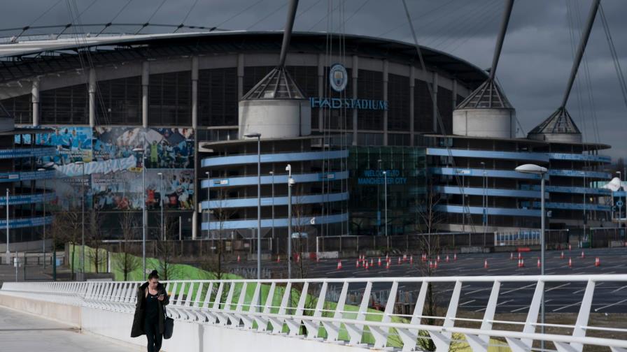 Suspenden Premier de forma indefinida; Dortmund cede estadio