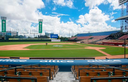 ¿Estará listo a tiempo el Estadio Quisqueya?