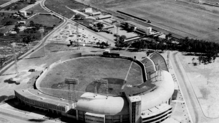 Joaquín Balaguer inauguró hace 64 años moderno Estadio Trujillo Joaquín Balaguer inauguró hace 64 años moderno Estadio Trujillo