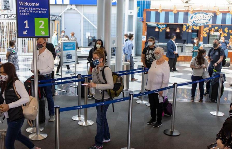 Estados Unidos abre este lunes sus fronteras a viajeros internacionales tras año y medio